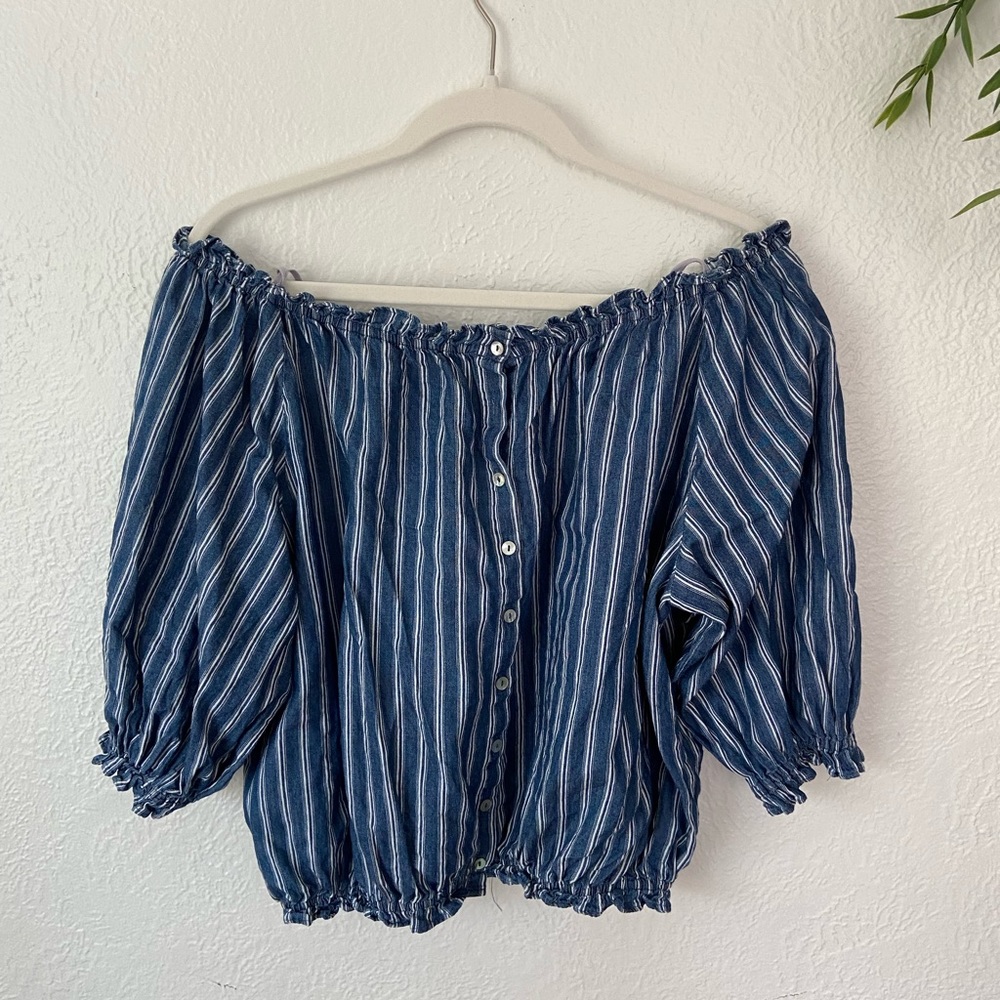 Easel Off-Shoulder Button-Front Top
